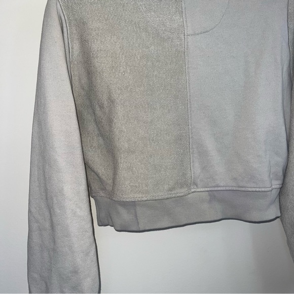 SikSilk Cropped Sweatshirt Greige Colorblock Logo Pullover US 6 - Picture 10 of 11